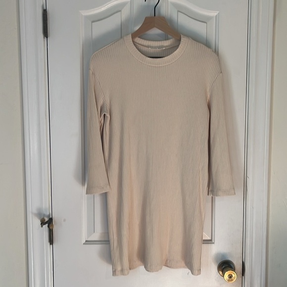 Reformation | Long Sleeve Mock Neck Ribbed Mini Dress Size Medium Cream Neutral - Picture 4 of 12